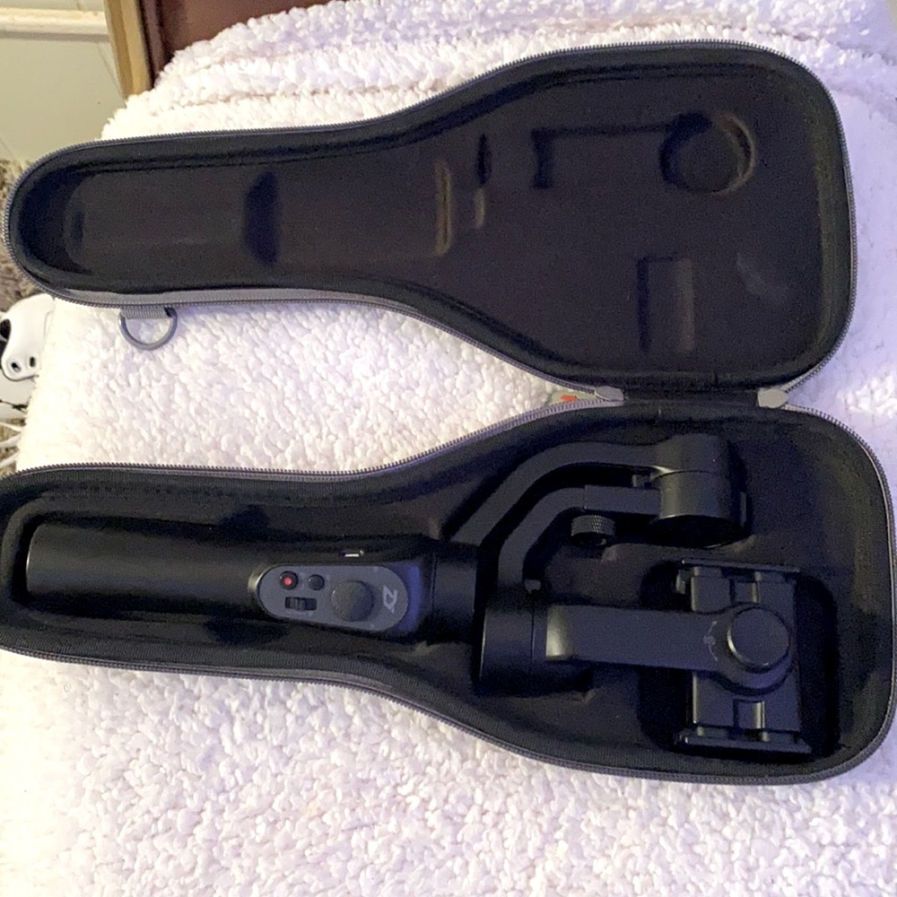 ZHIYUN